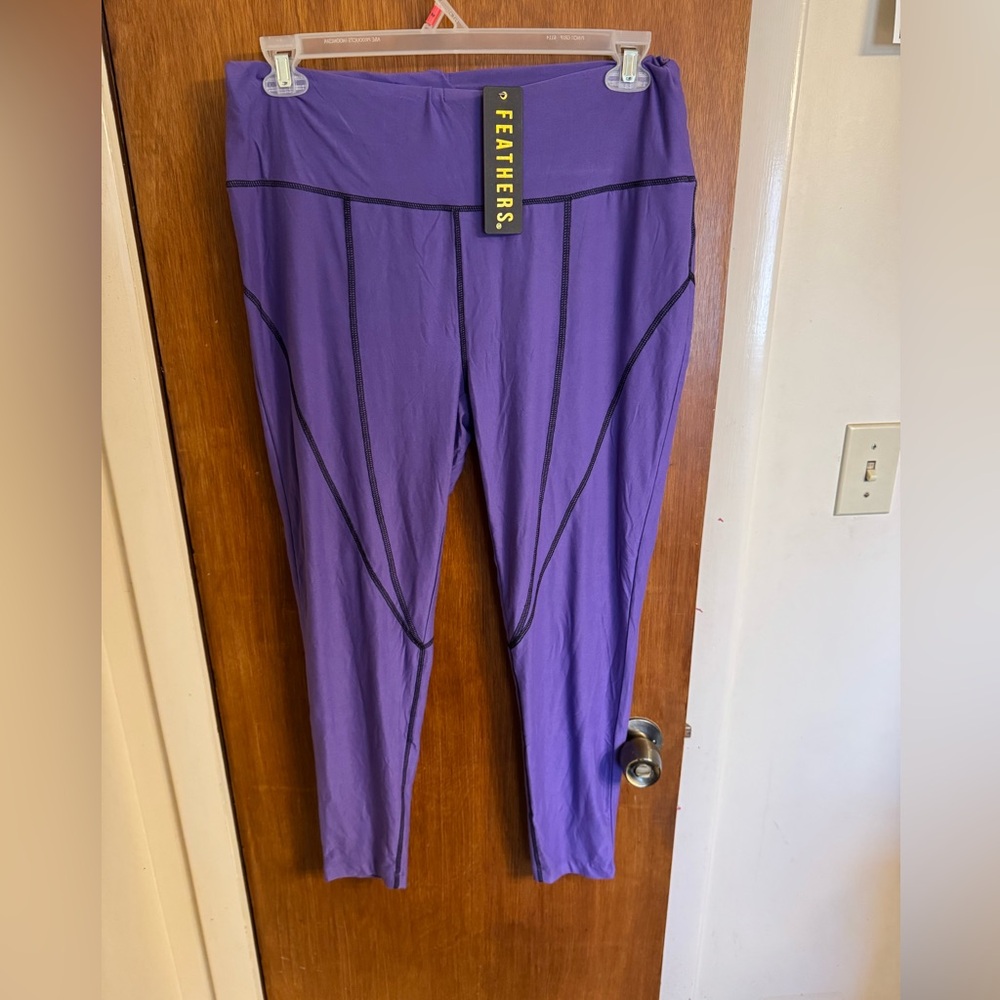 New With Tags Feathers Purple Leggings With Black Trim/Seam Detail Size 1X